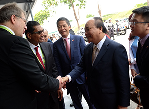 Vietnam Prime Minister visits FHA2018, Asia’s largest food and hospitality trade show