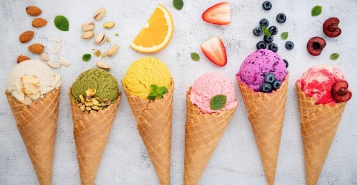 Different-flavors-of-gelato-in-cones