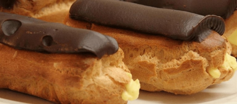eclair-with-chocolate-ganache-popular-pastries-in-the-world