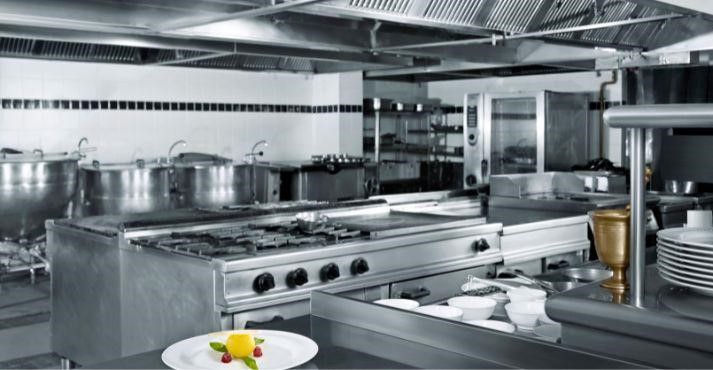 plate-of-food-for-service-in-a-commercial-kitchen